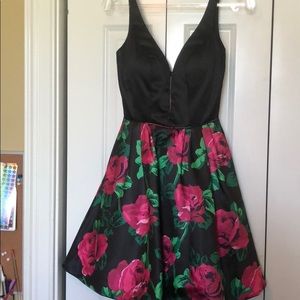 Sherri hill size 0 cocktail dress